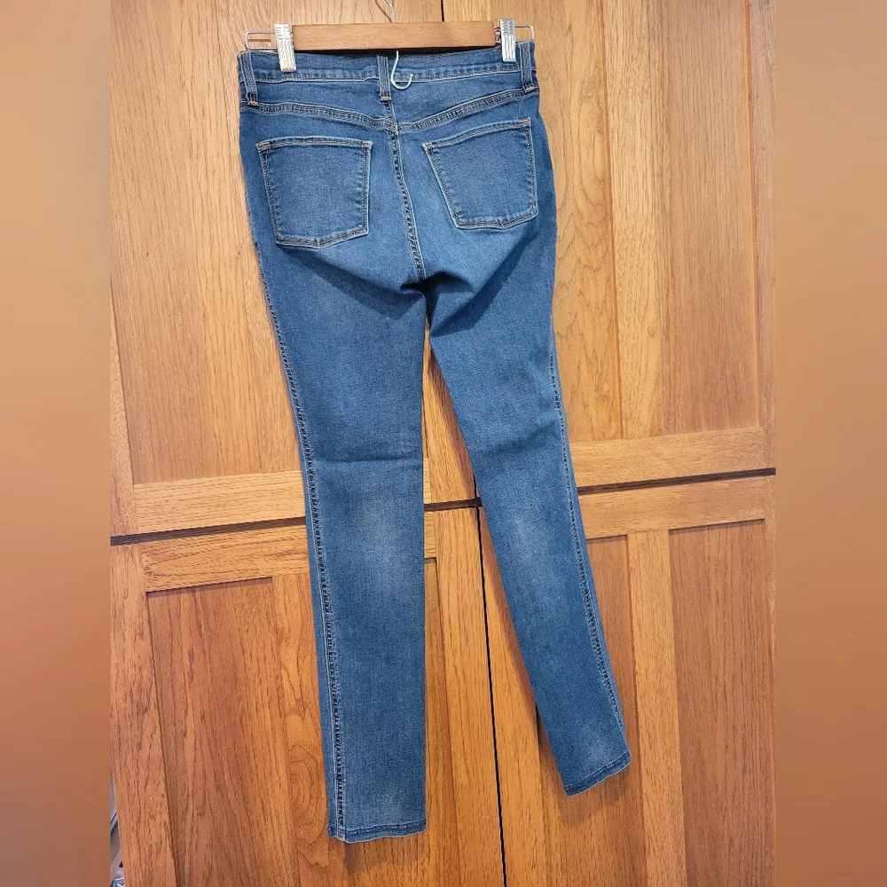 Old Navy pre loved